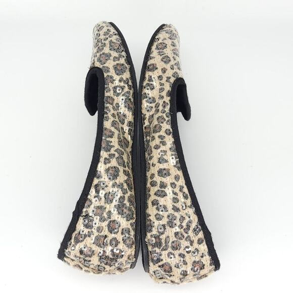 Betsey Johnson Leopard Slippers Womens Estimated Size 6 Based On Measurements   - Picture 8 of 16